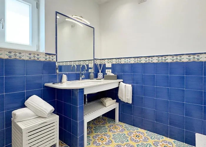 Apartment Aria - In *